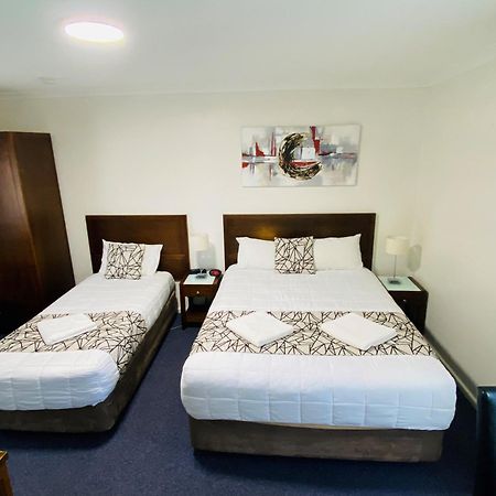 Colonial Lodge Motor Inn Yass Eksteriør billede