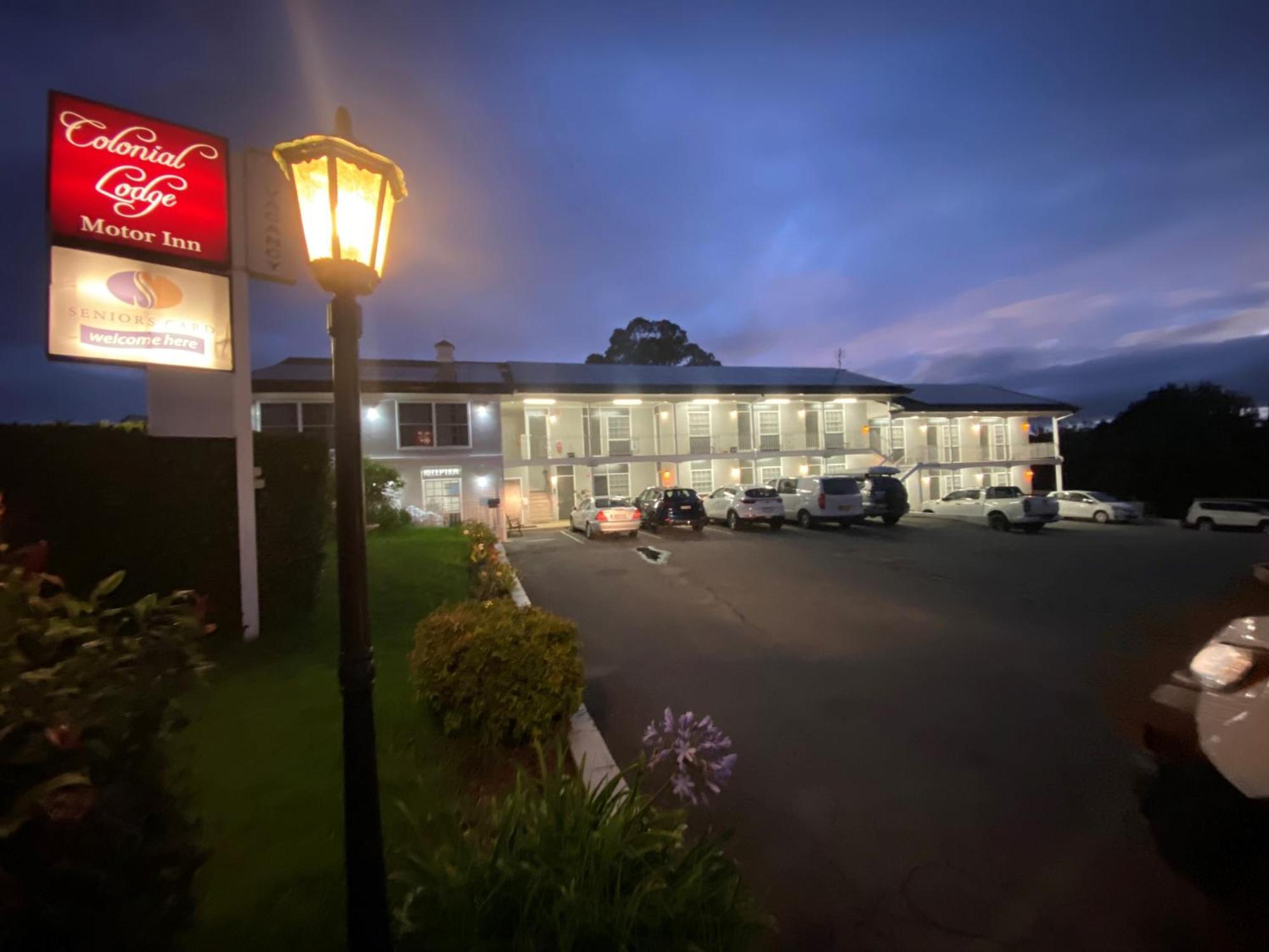 Colonial Lodge Motor Inn Yass Eksteriør billede