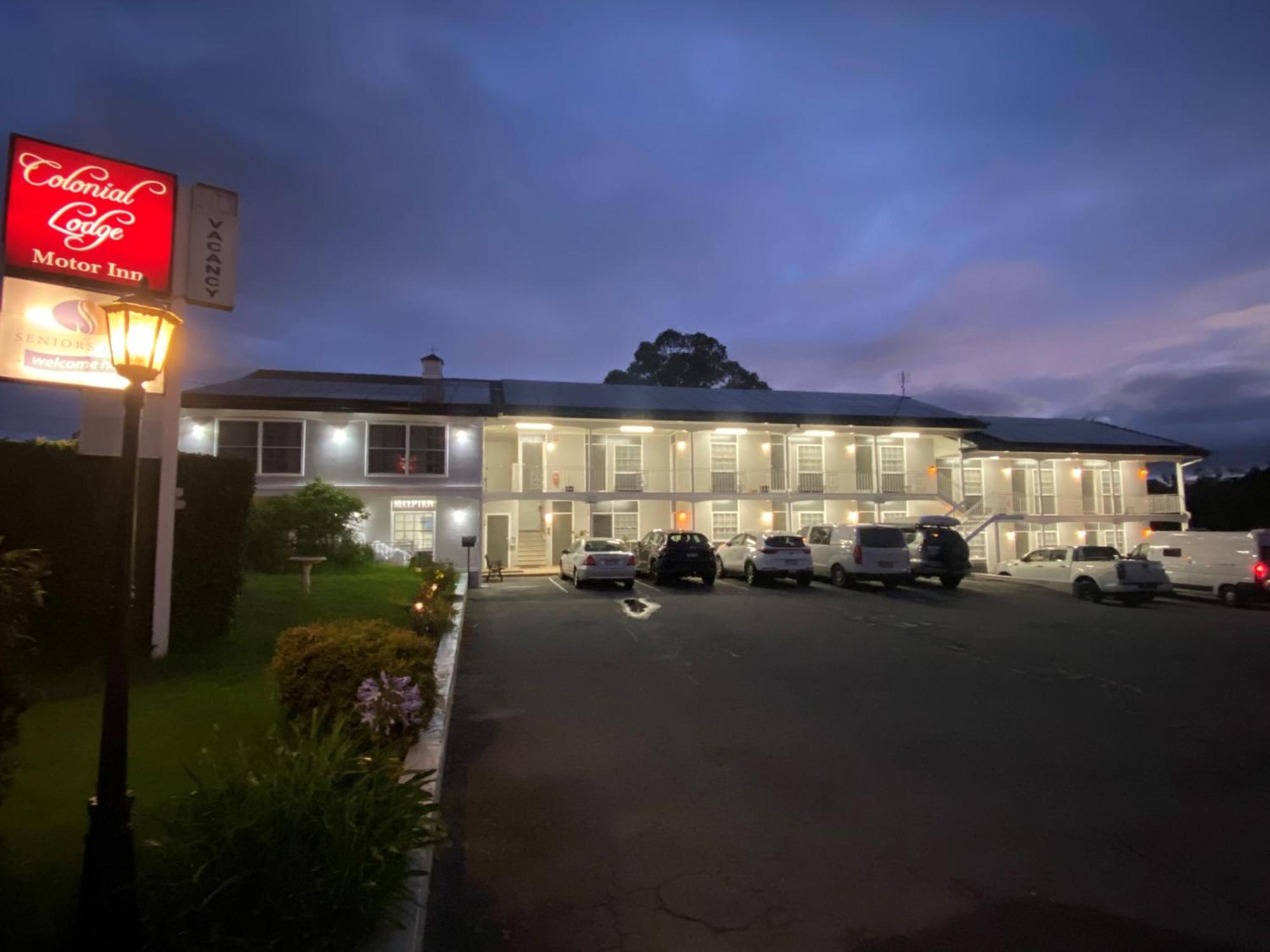 Colonial Lodge Motor Inn Yass Eksteriør billede