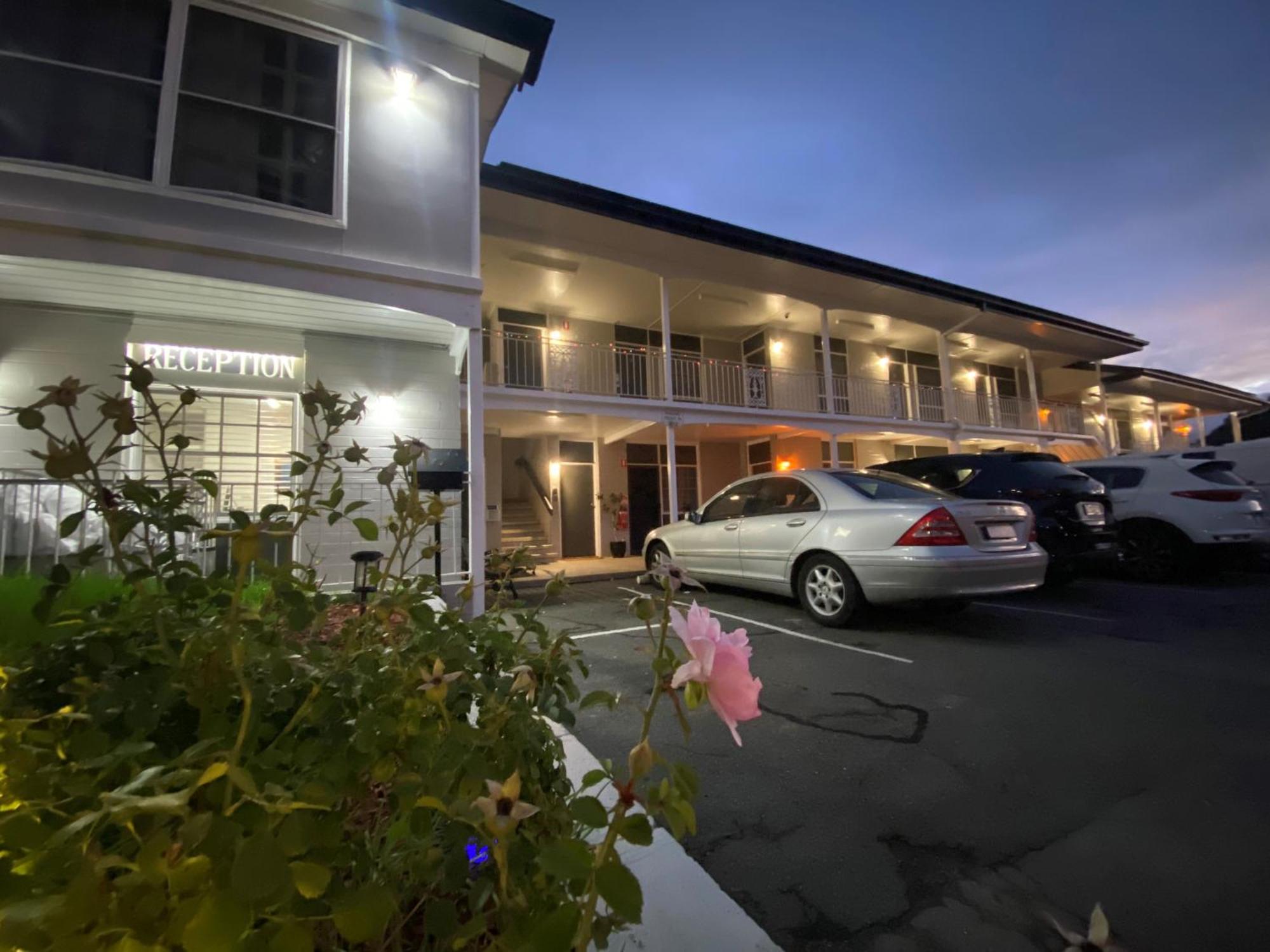 Colonial Lodge Motor Inn Yass Eksteriør billede