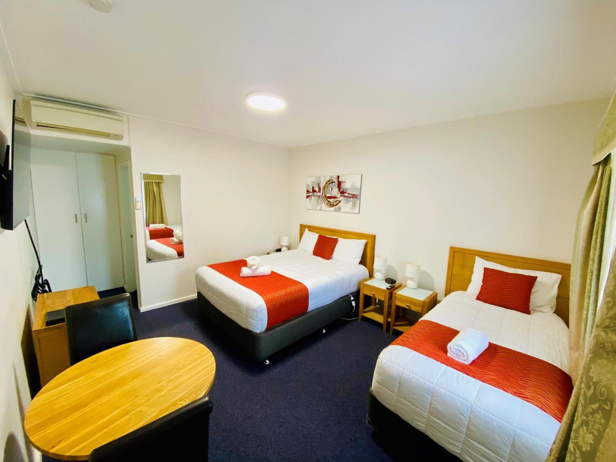 Colonial Lodge Motor Inn Yass Eksteriør billede