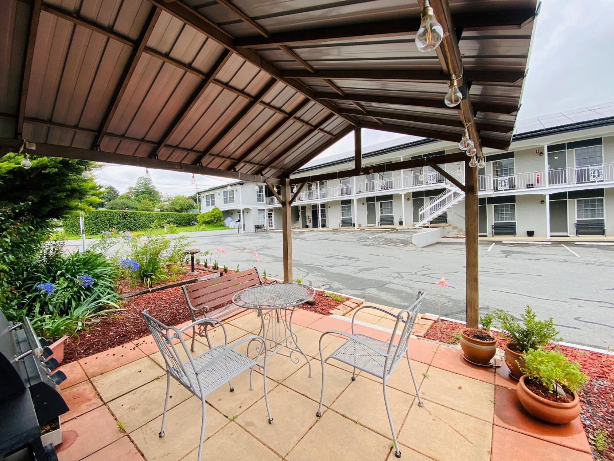 Colonial Lodge Motor Inn Yass Eksteriør billede