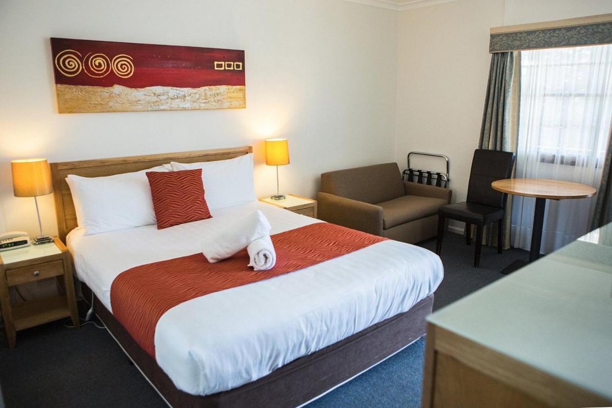 Colonial Lodge Motor Inn Yass Eksteriør billede