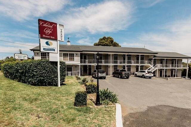 Colonial Lodge Motor Inn Yass Eksteriør billede