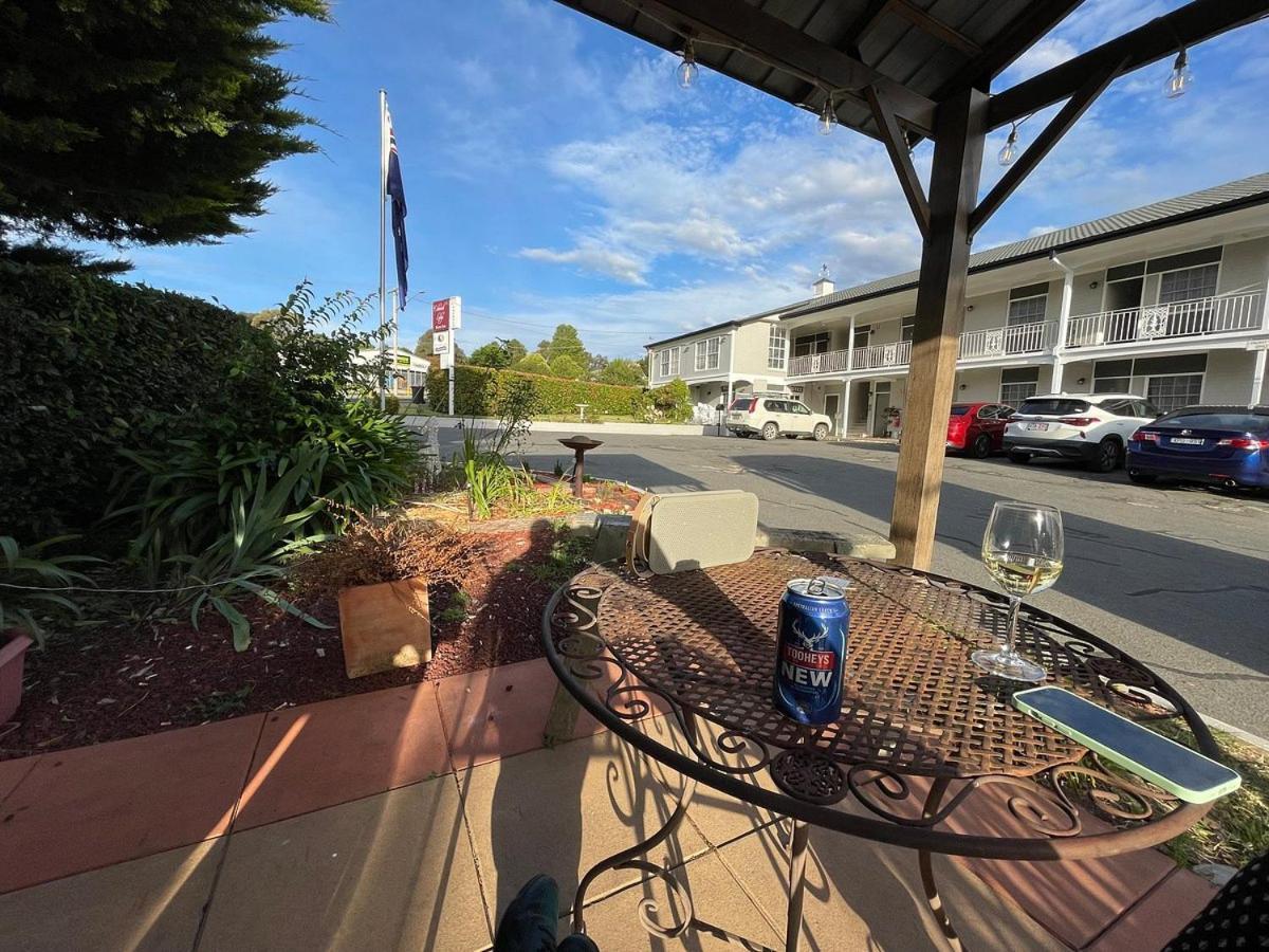Colonial Lodge Motor Inn Yass Eksteriør billede