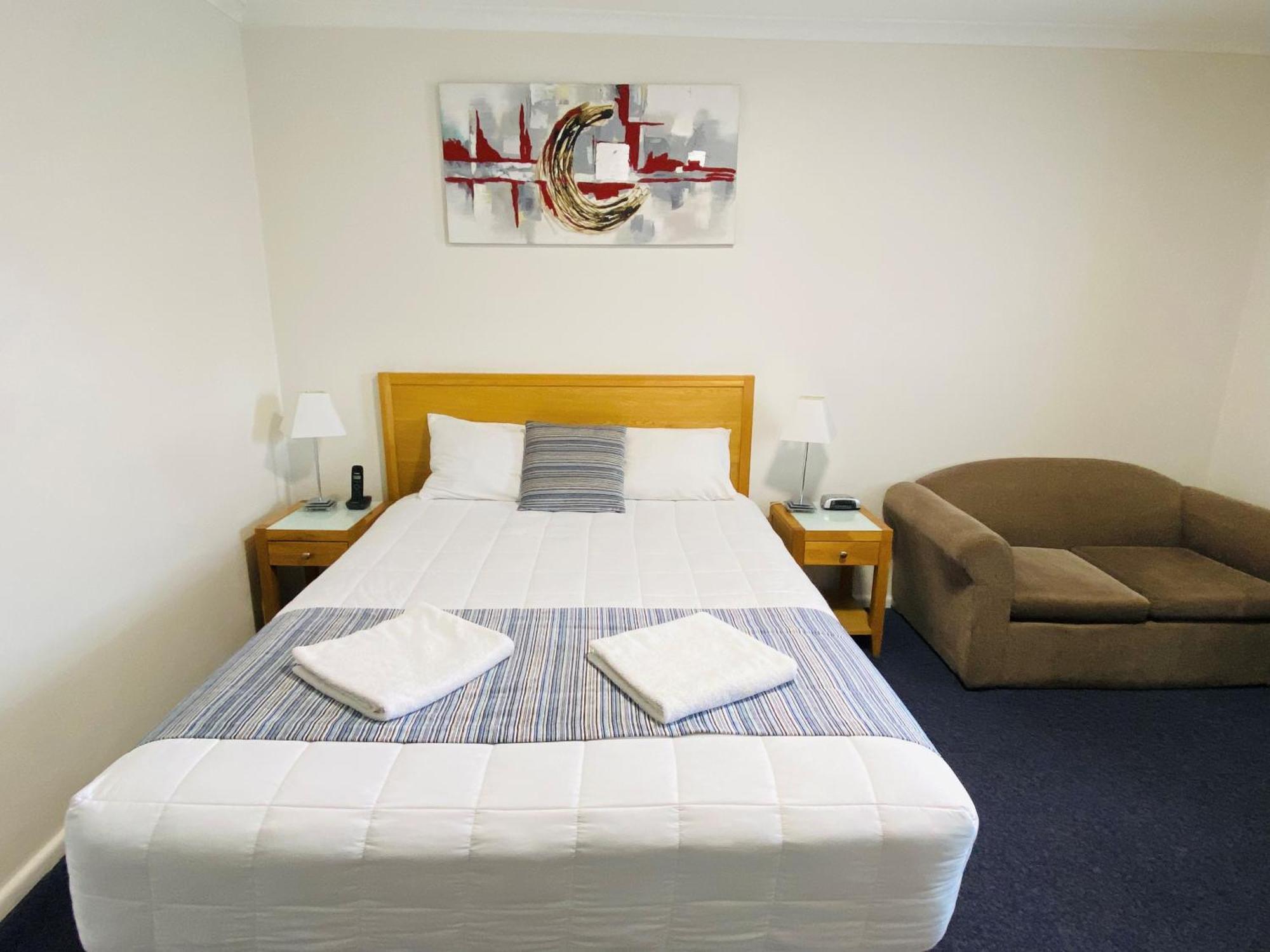Colonial Lodge Motor Inn Yass Eksteriør billede