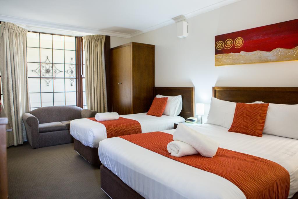 Colonial Lodge Motor Inn Yass Eksteriør billede